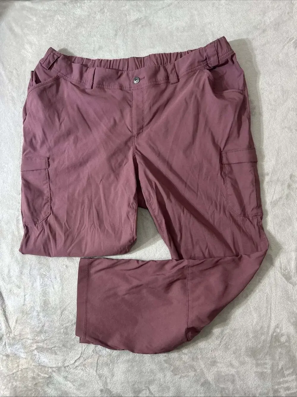Duluth Trading Womens 22W x 31 Mauve Nylon Stretch Cargo Hiking Pants